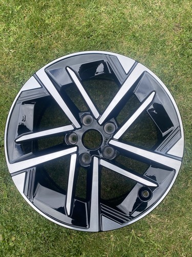Genuine nissan juke f16 - nissan, alloy